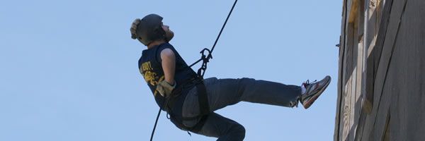 lone-survivor-trip-matt-rappelling-slice