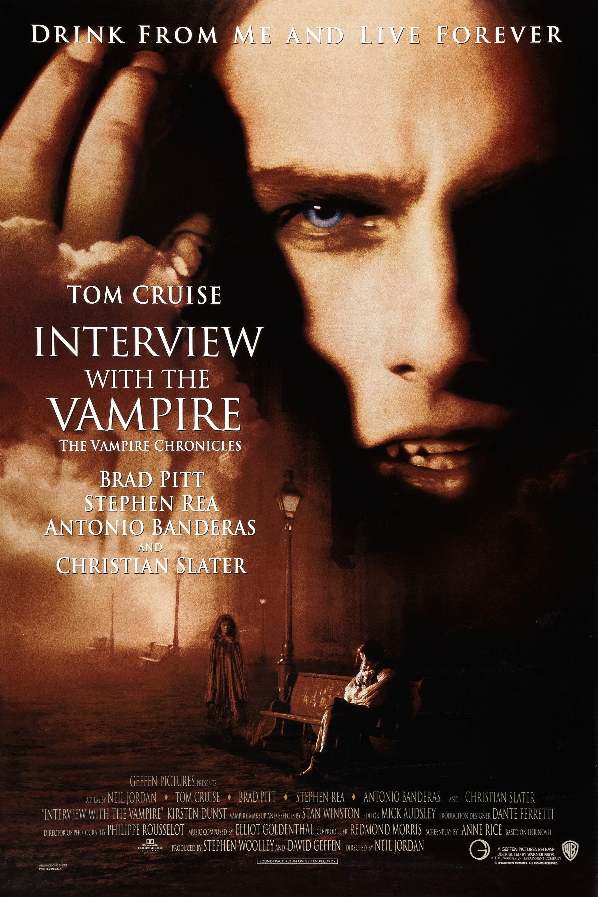 Pôster do filme Entrevista com o Vampiro com Tom Cruise e Brad Pitt.