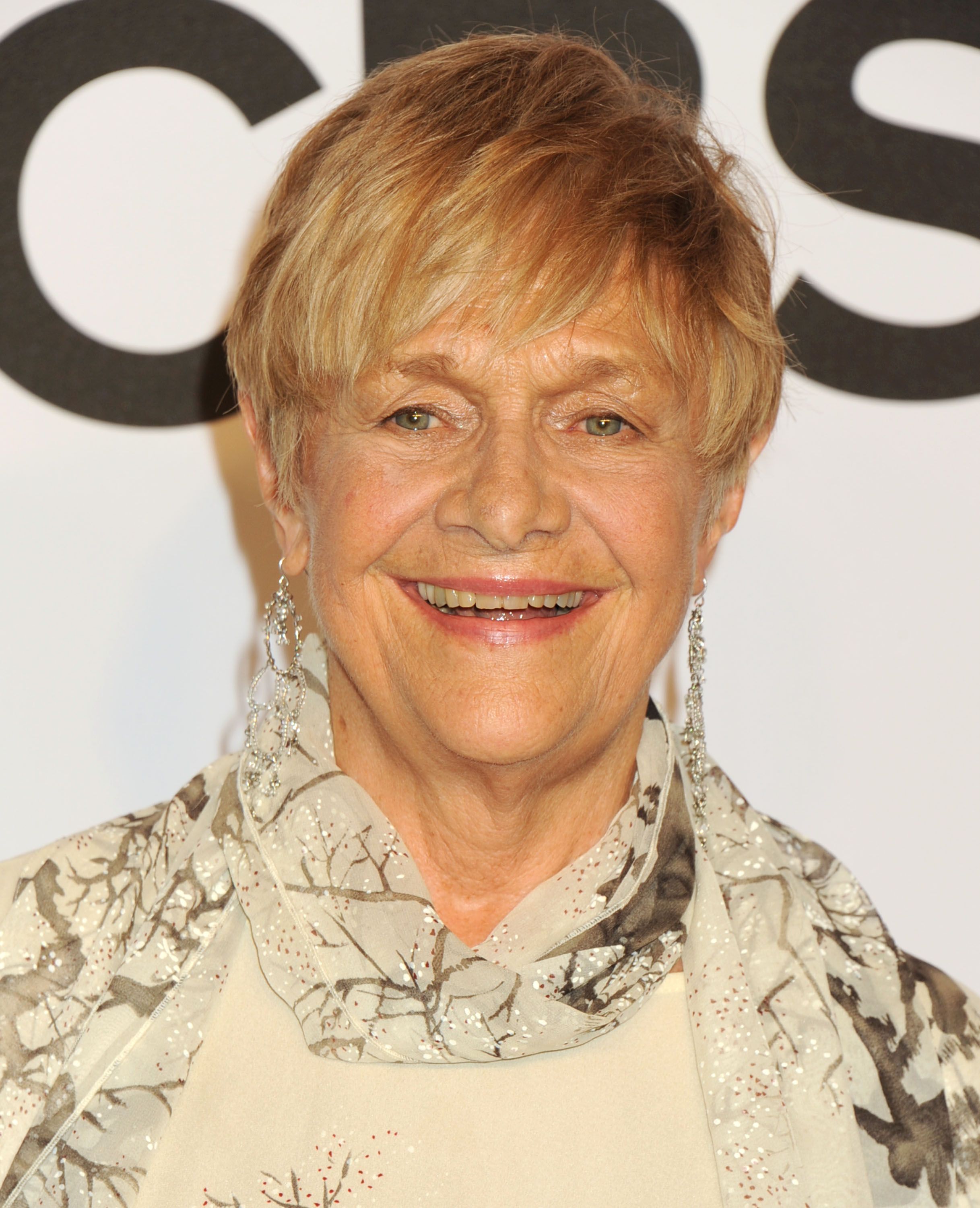Headshot Of Estelle Parsons