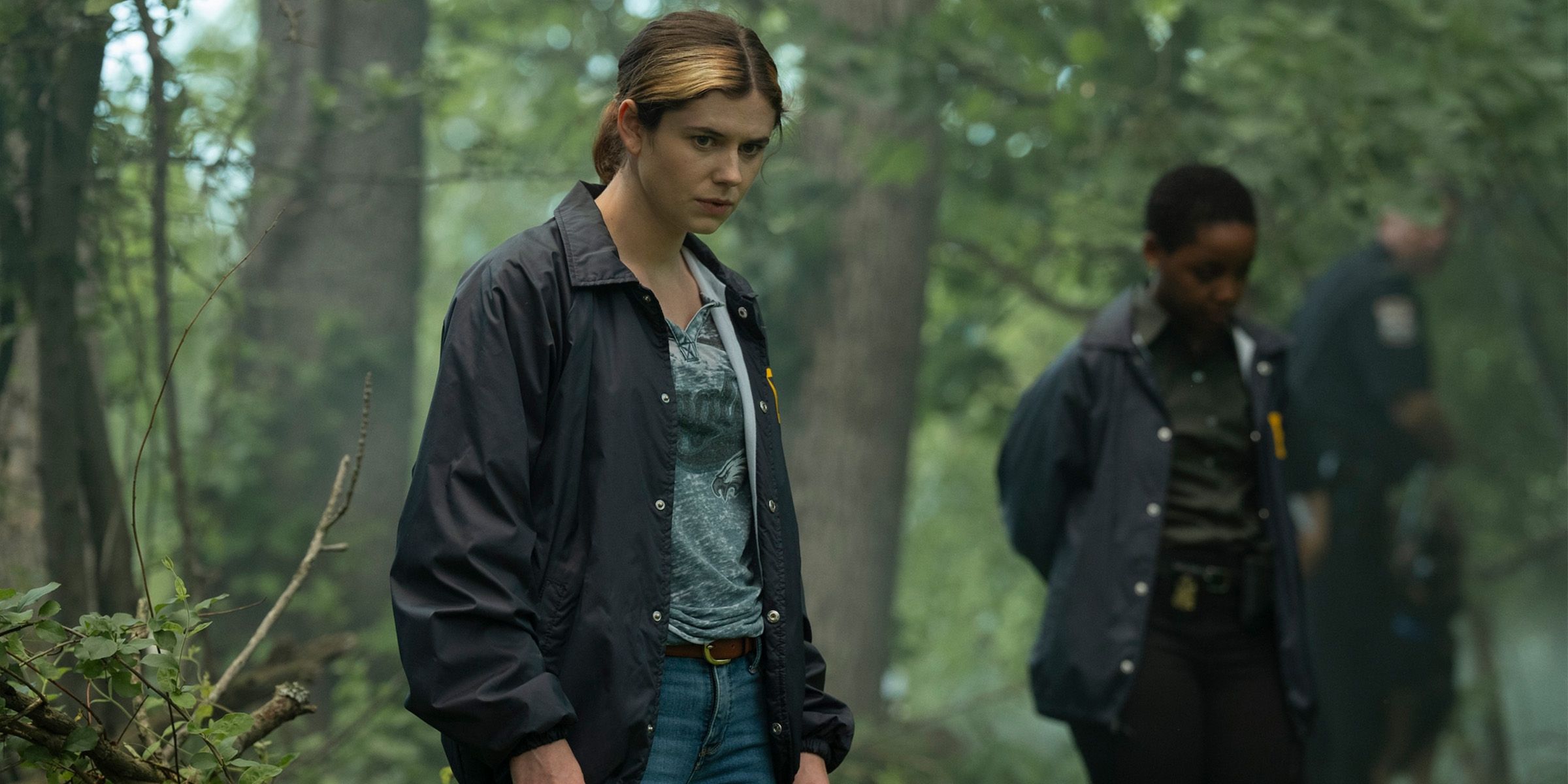Alison Oliver como Lizzie em uma cena da série Task