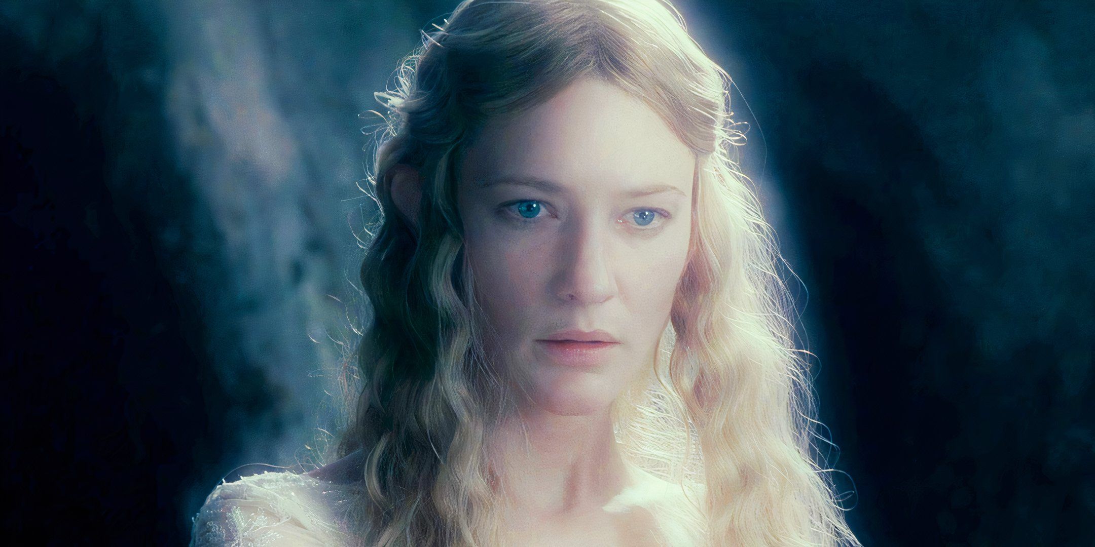 Galadriel (Cate Blanchett) em O Senhor dos Anéis: A Sociedade do Anel.