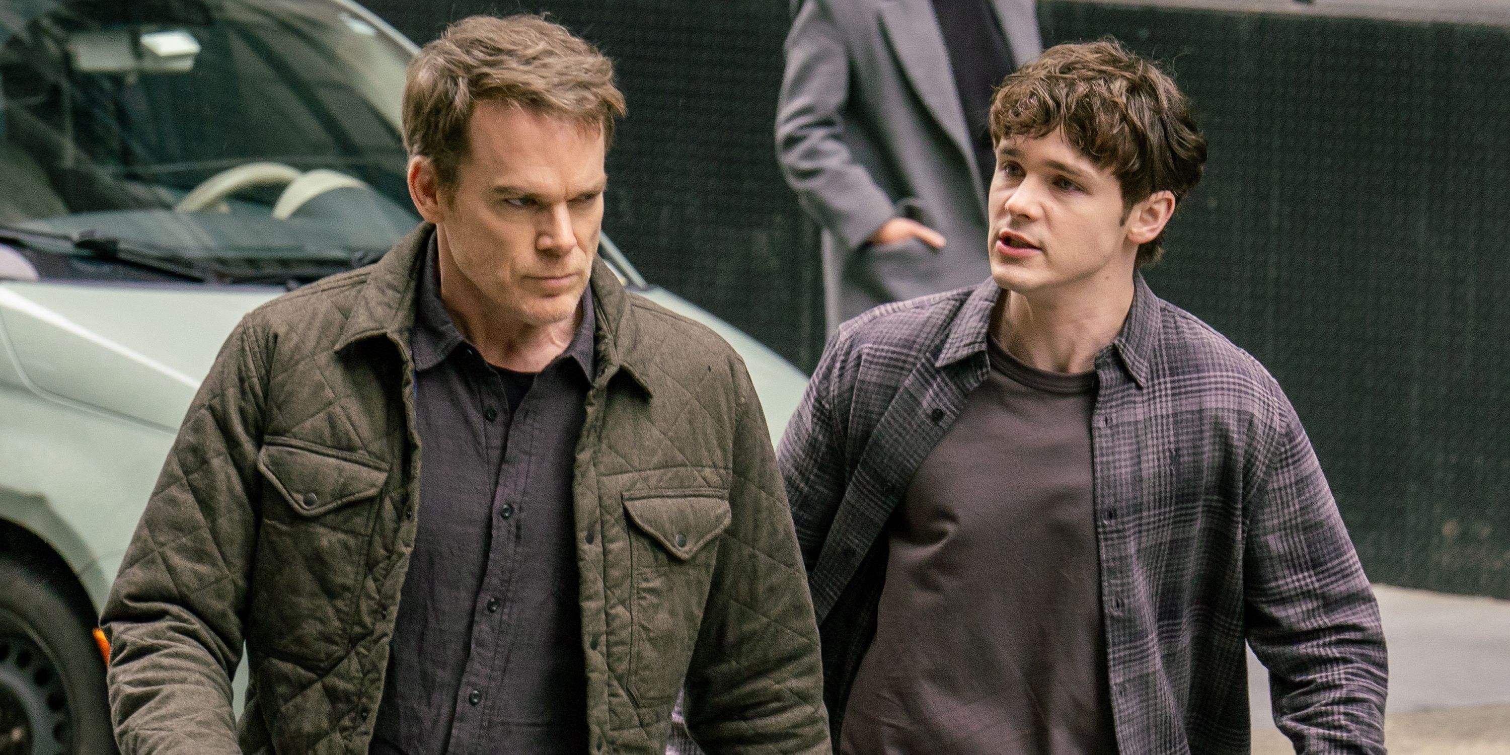 Dexter e Harrison Morgan em Dexter: Resurrection