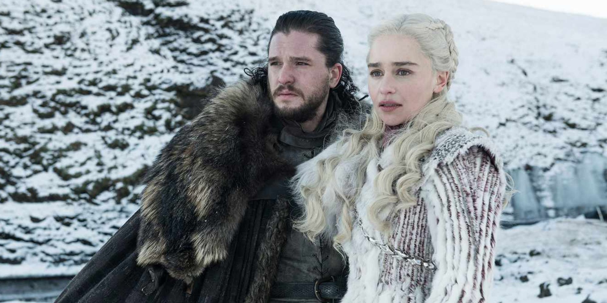Personagens de Game of Thrones reunidos.