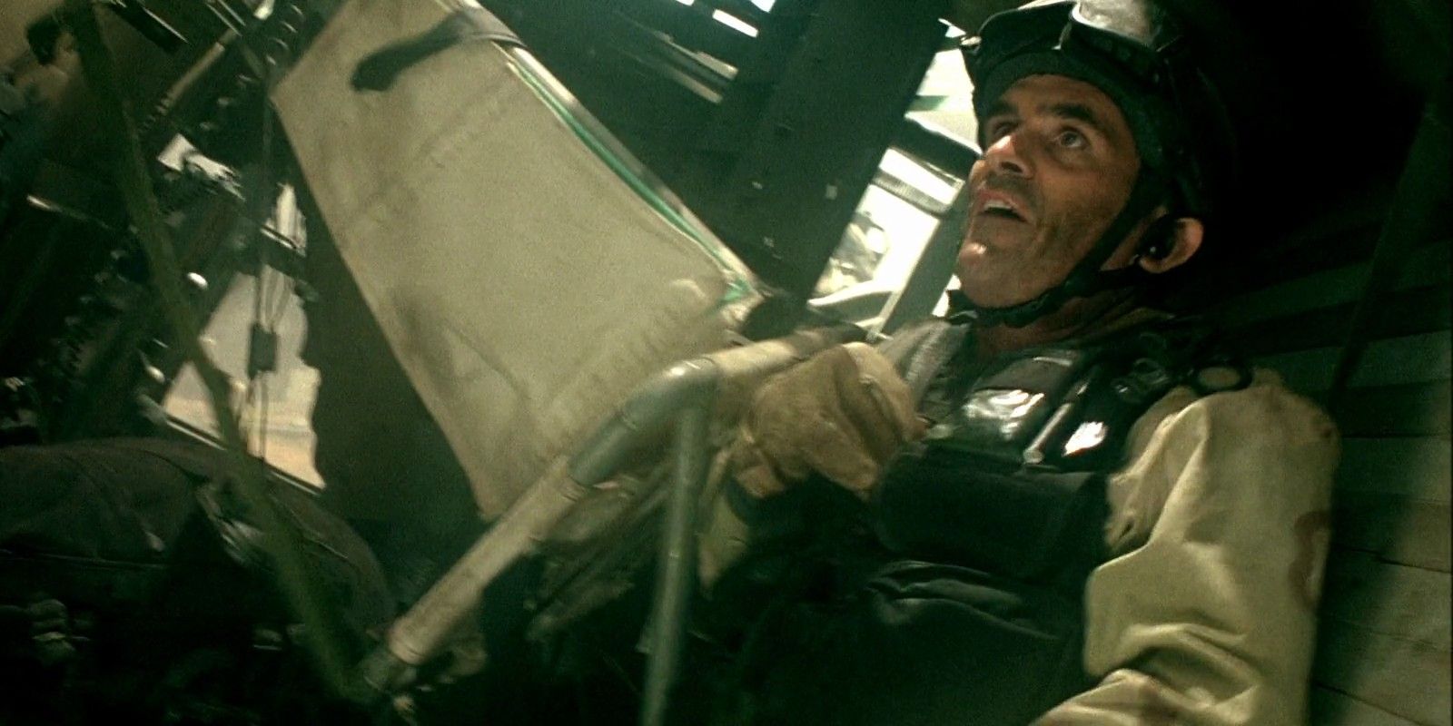 ty-burrell-in-black-hawk-down.jpg