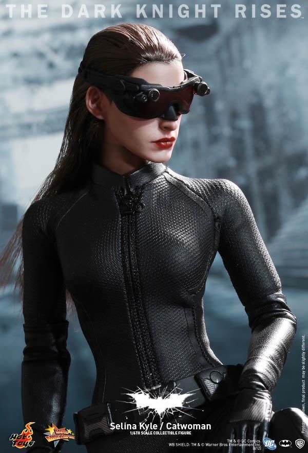 DARK KNIGHT RISES Catwoman Selina Kyle 1/6 MMS188 HOT TOYS